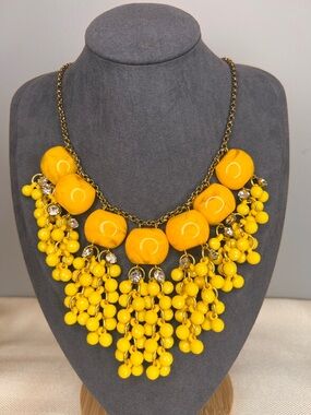ANTHROPOLGIE Lemon Zest Confetti Yellow Statement Necklace Bronze Tone Chain